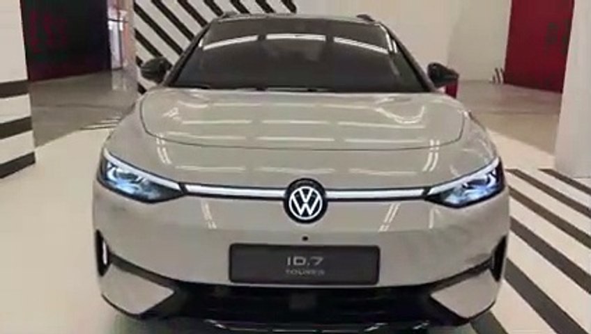 Volkswagen ID.7 Tourer : découverte du grand...