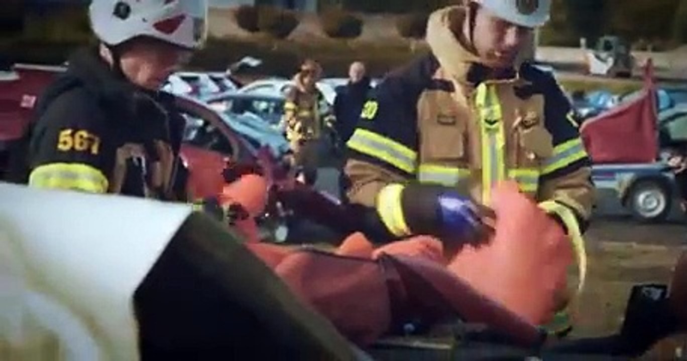 Volvo Cars fait tomber des véhicules neufs d’une hauteur de 30 mètres pour aider les services d’urgence à sauver des vies