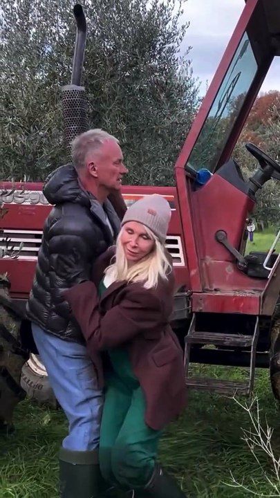Sting e Trudie Styler in versione agricoltori: premiato il loro olio made in Toscana