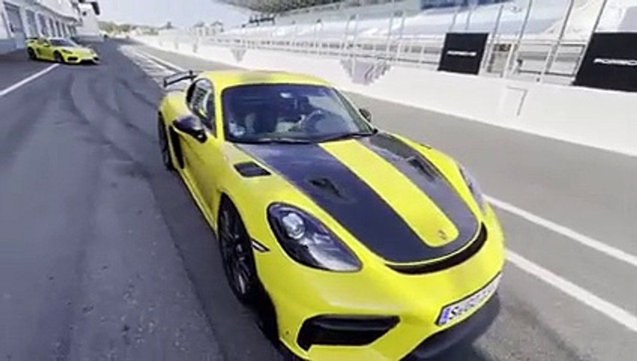 Porsche 718 Cayman GT4 RS, tour du propriétaire