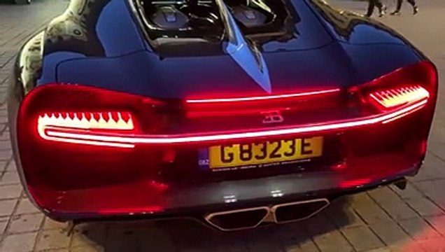 Démarrage des 16 cylindres de la Bugatti Chiron
