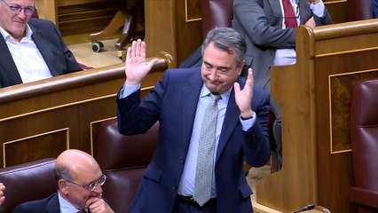 El Congreso rinde emotivo homenaje a Aitor Esteban tras su última intervención 🏛️
