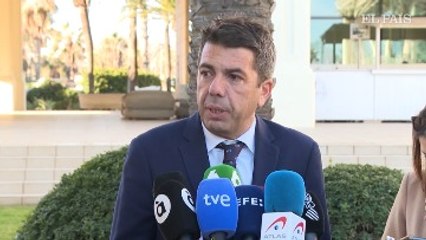 Mazón: "¿Cuándo he cambiado de versión?"