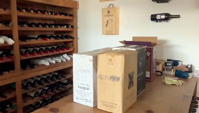 Polícia Federal e Receita miram descaminho de vinhos em Curitiba