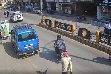 मेन रोड पर बुजुर्ग हुआ लूट का शिकार