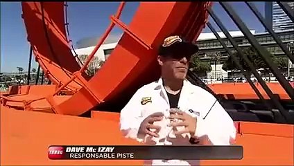 Insolite : le double loop en voiture (Emission Turbo du 31/03/2013)