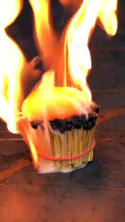 Cooking eggs with matches! 😱