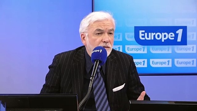 Pascal Praud et vous - «On m'avait envoyé aux États-Unis pour piquer toutes les idées» : comment Henri Sannier a changé la présentation d'un journal télévisé
