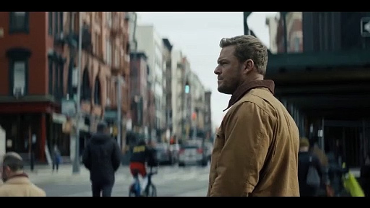 Reacher: Bevor ihr mit Staffel 3 startet, bringt euch hier in nur 50 Sekunden auf den neuesten Stand