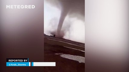 A massive tornado in the desert of Afghanistan! The storms are causing numerous adverse phenomena in the area