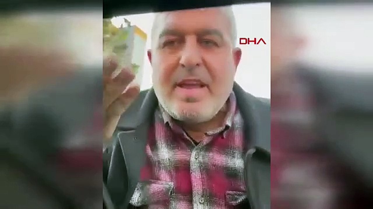 İstanbul - Başakşehir'de cipin önünü kesen minibüs sürücüsü, aracın camına tükürdü