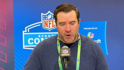 Titans HC Brian Callahan discusses his evaluation of QBs, talks Travis Hunter playing both sides of the ball