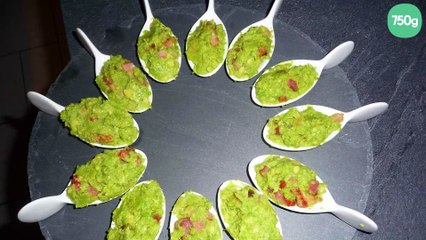 Purée d'avocat aux lardons