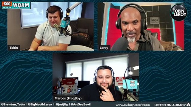 Mike McDaniel Has High Expectations For Miami Dolphins Running Backs De'Von Achane and Jaylen Wright