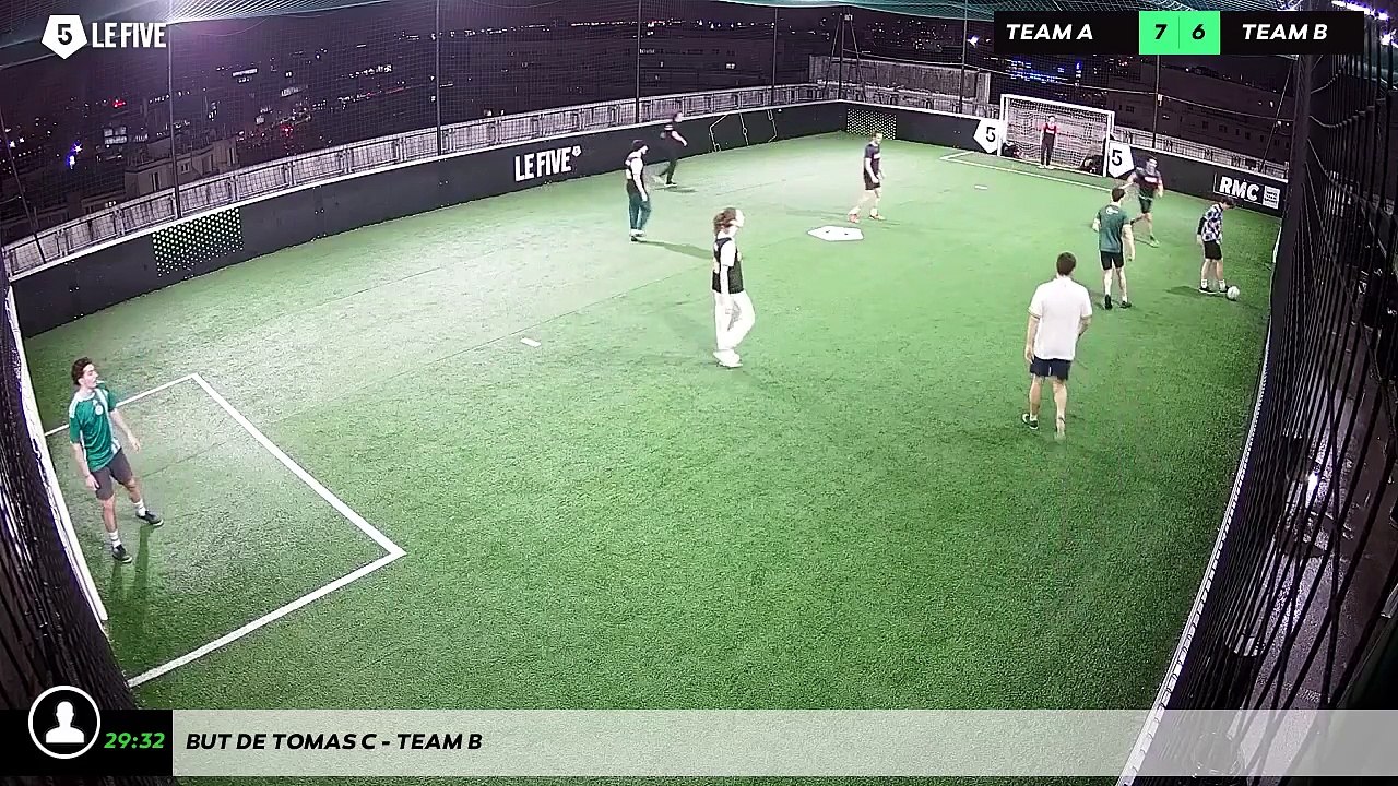 But de Tomas C - Team B