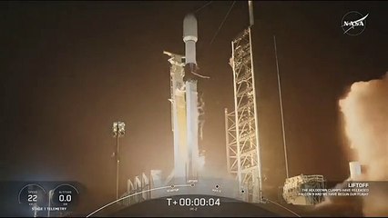 Dazzling moment NASA’s ‘Lunar Trailblazer’ blasts off in search of water on the moon