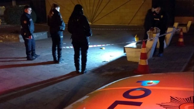 19 yaşındaki genç eski sevgilisini, annesini ve kız kardeşini bıçakladı