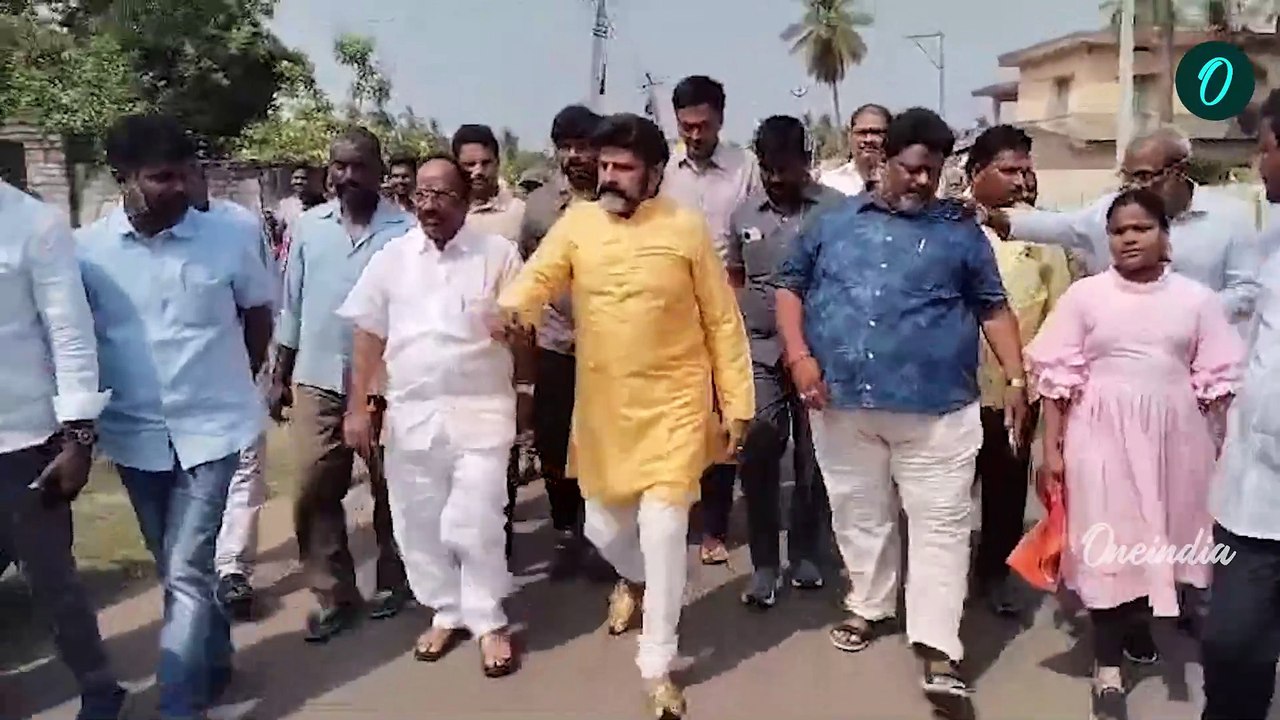 Balakrishna: తల్లిదండ్రుల విగ్రహాలకు Balakrishna నివాళులు | Oneindia Telugu