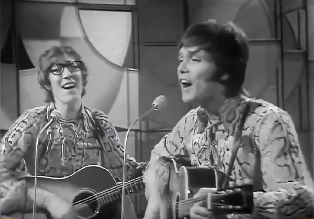 MEDLEY (Spanish Harlem/Bird Dog/Proud Mary) by Cliff Richard feat Hank Marvin - live TV performance 1970