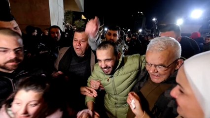 Israel libera a 642 presos palestinos a cambio de los cuerpos de cuatro rehenes