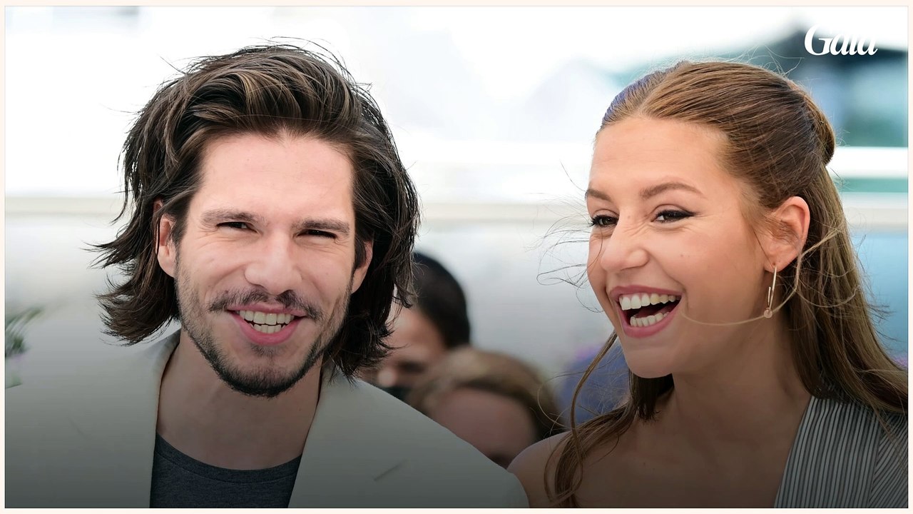 GALA VIDEO - Adèle Exarchopoulos en couple avec François Civil : “Elle a pris son temps pour accepter cet amour”