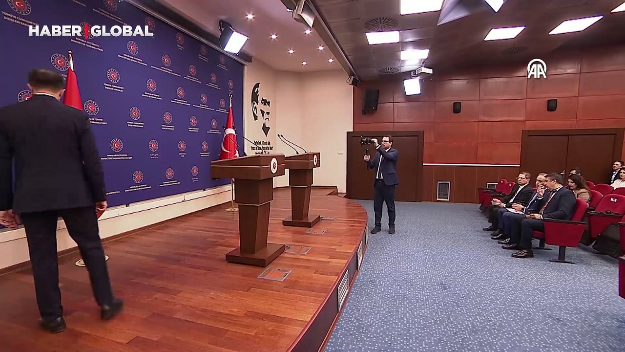 Bakan Fidan: Savaşın sona ermesi için yoğun görüşmeler yapıyoruz