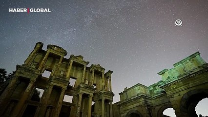 Efes Antik Kenti'nde yıldızlı gece büyüledi