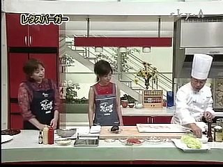 レタスバーガー　上沼恵美子のおしゃべりクッキング　ゲスト 伍代夏子　　本多功禰  料理 トーク, Emiko Kaminuma cooking