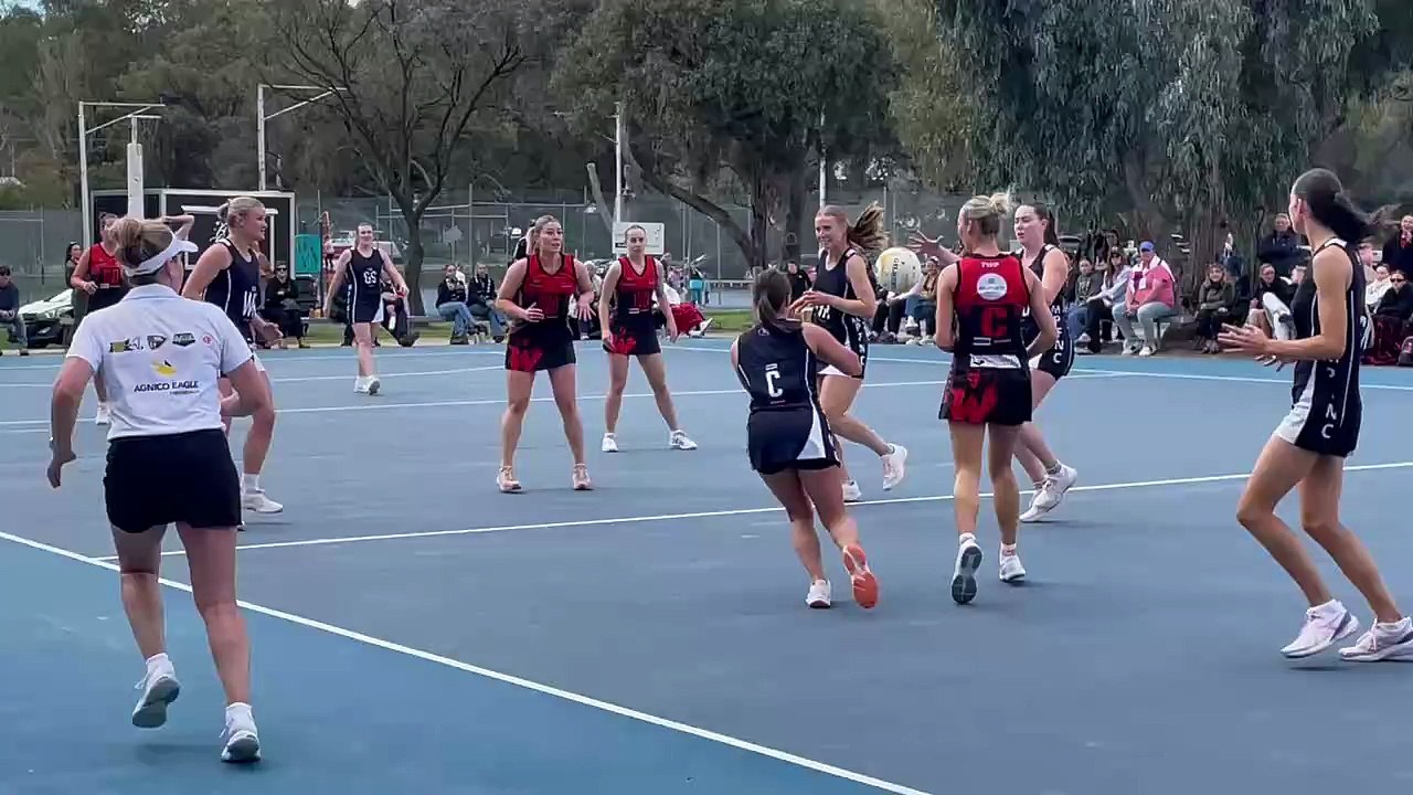 HDFNL 2025 A grade qualifying final: White Hills v Mount Pleasant.