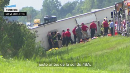 Cinco muertos y medio centenar de heridos en un accidente de un bus turístico en el norte del Estado de Nueva York