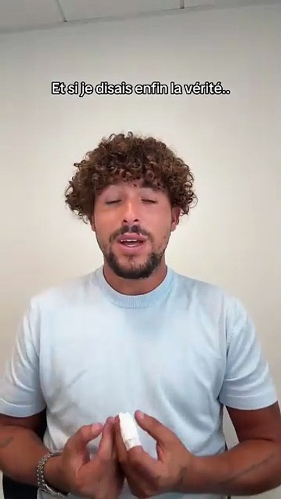 Zizou, candidat de la télé réalité de W9 furieux contre la production des "Cinquante" qui révèle son homosexualité contre sa volonté, alors qu'il est en couple avec une fille : ""Je ne leur pardonnerais jamais !"