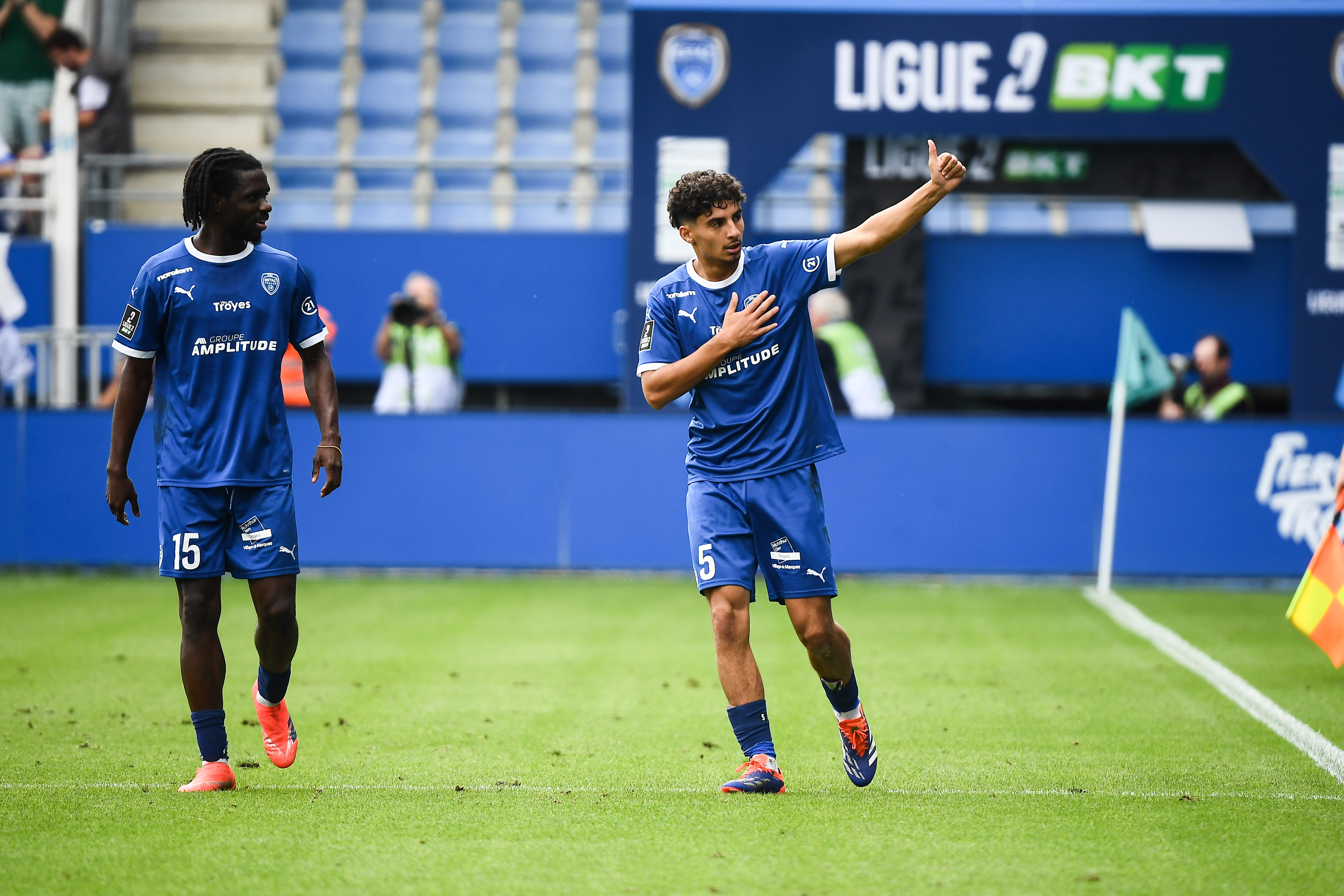 Ligue 2 : L'ESTAC s'offre un Montpellier réduit à dix