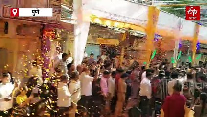 जेवढ्या किंमतीला वाटेल तेवढ्या किंमतीला गणरायाची मूर्ती घ्या; पुण्यातील उपक्रमाला राज ठाकरेंची हजेरी