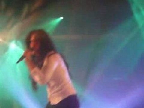 Amel Bent Scandale Lyon 9 mai 2008
