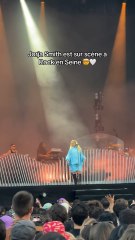 Jorja Smith est sur scène à Rock en Seine 🤯
