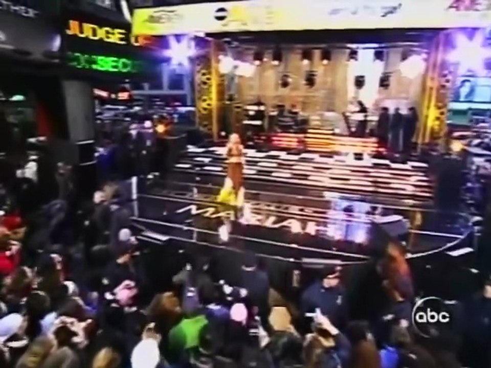 Mariah Carey - Shake It Off (Live At Good Morning America - 2005).