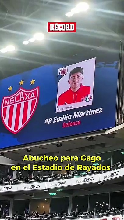 NO HAY AMOR PARA GAGO Así recibe la afición de Rayados al director Técnico del Necaxa. ¡Tremendo!