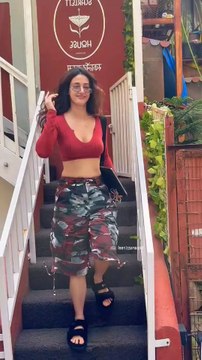 Bollywood Actress Disha Patani Spotted at Bandra Town Mumbai 🔥❤️🥰 #dishapatani #bollywood #actresses #actressreels