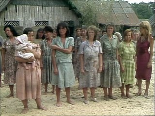 Tenko. S01 E03. Internment.