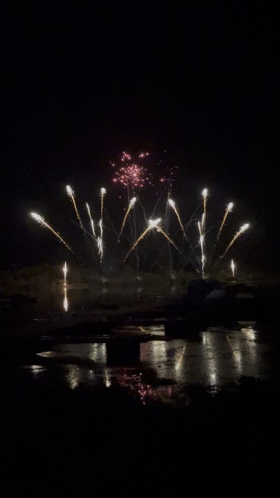 Feu d’artifice à Murs-et-Gélignieux, le 23 août 2025