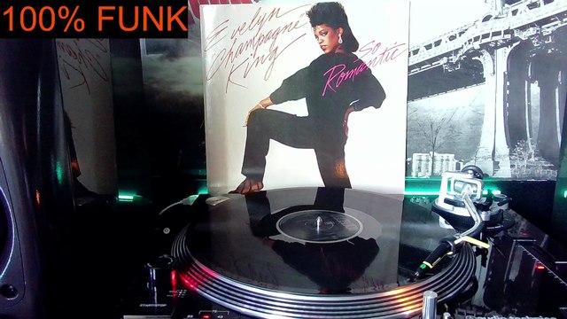 EVELYN CHAMPAGNE KING - Out of control (1984)