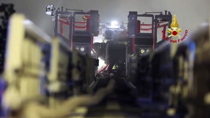 Firenze, l'incendio nello storico Viper Theatre