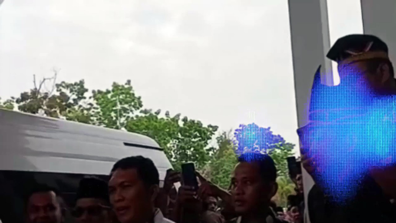 Momen Rapper Melly Mike Bertemu Dhika, Bocah Aura Farming Tari Pacu Jalur