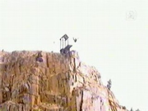 Funny Stuff - Sports Bloopers - Iraqi Olympic Diving Trials
