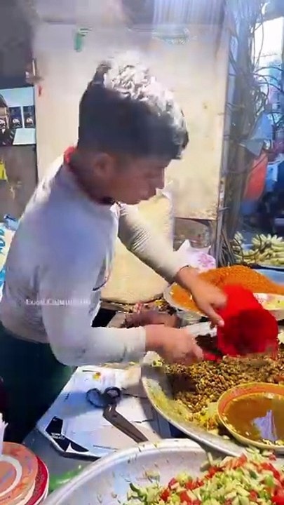 Anak kecil itu bikin nasi enak banget 🤤😱✅ #shortsareels #foryou #streetfood Reels #food #Foodie