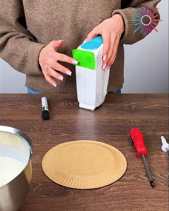 Less mess with this one kitchen hack! 💯