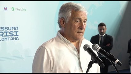 Tajani: no pizzicotti a banche, contrario a extra profitti