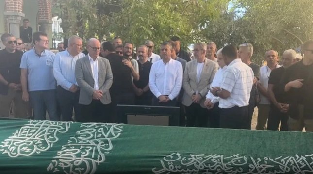 Özgür Özel cenaze törenine katıldı