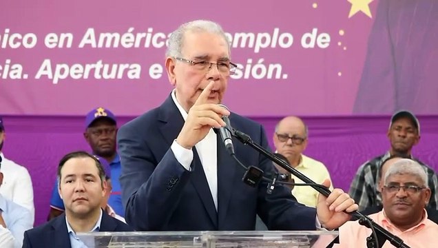 Danilo Medina responde a Luis Abinader sobre obras en San Juan y otras provincias