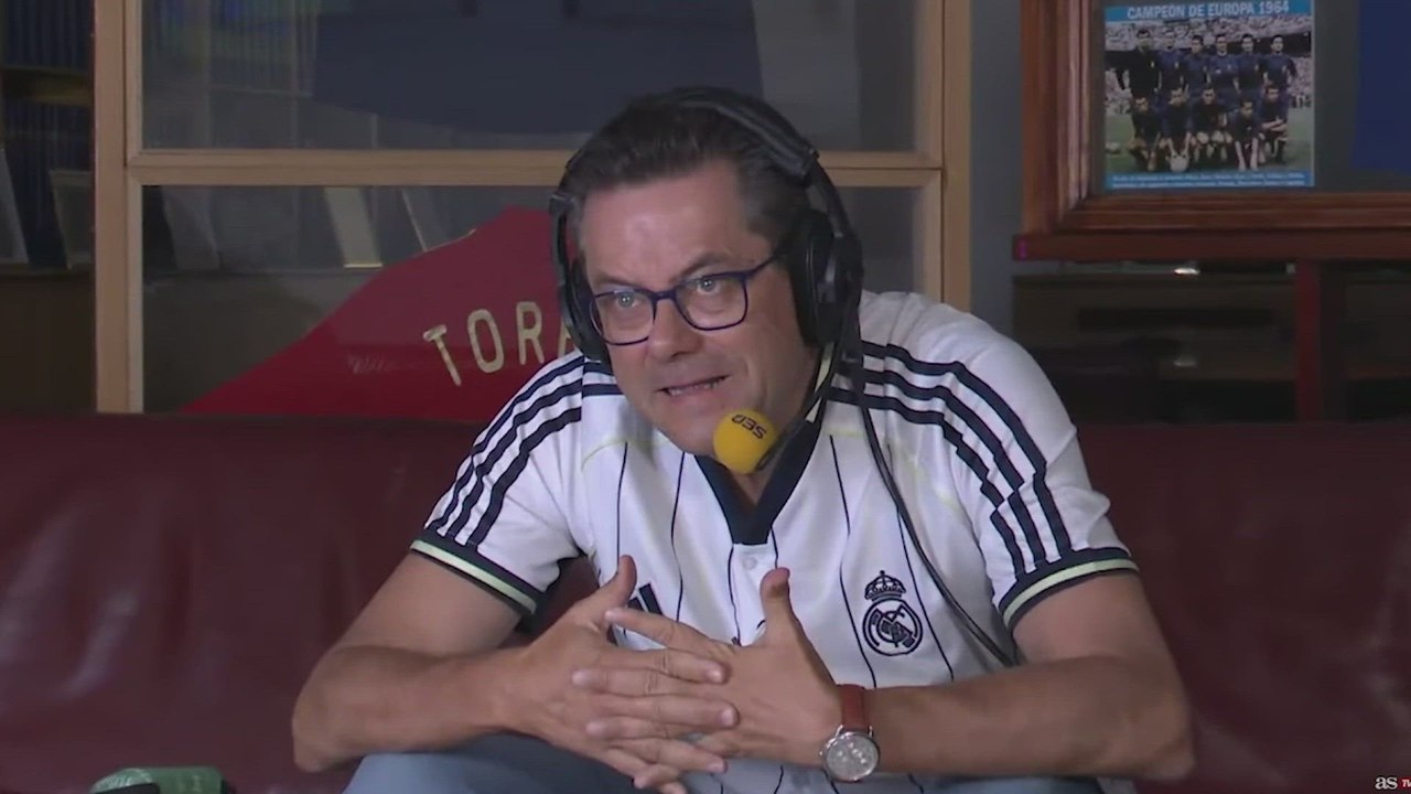 Así celebra Roncero el gol de Vinicius | Real Oviedo 0 - Real Madrid 3